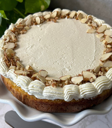 Pastel zanahoria Keto (mediano)